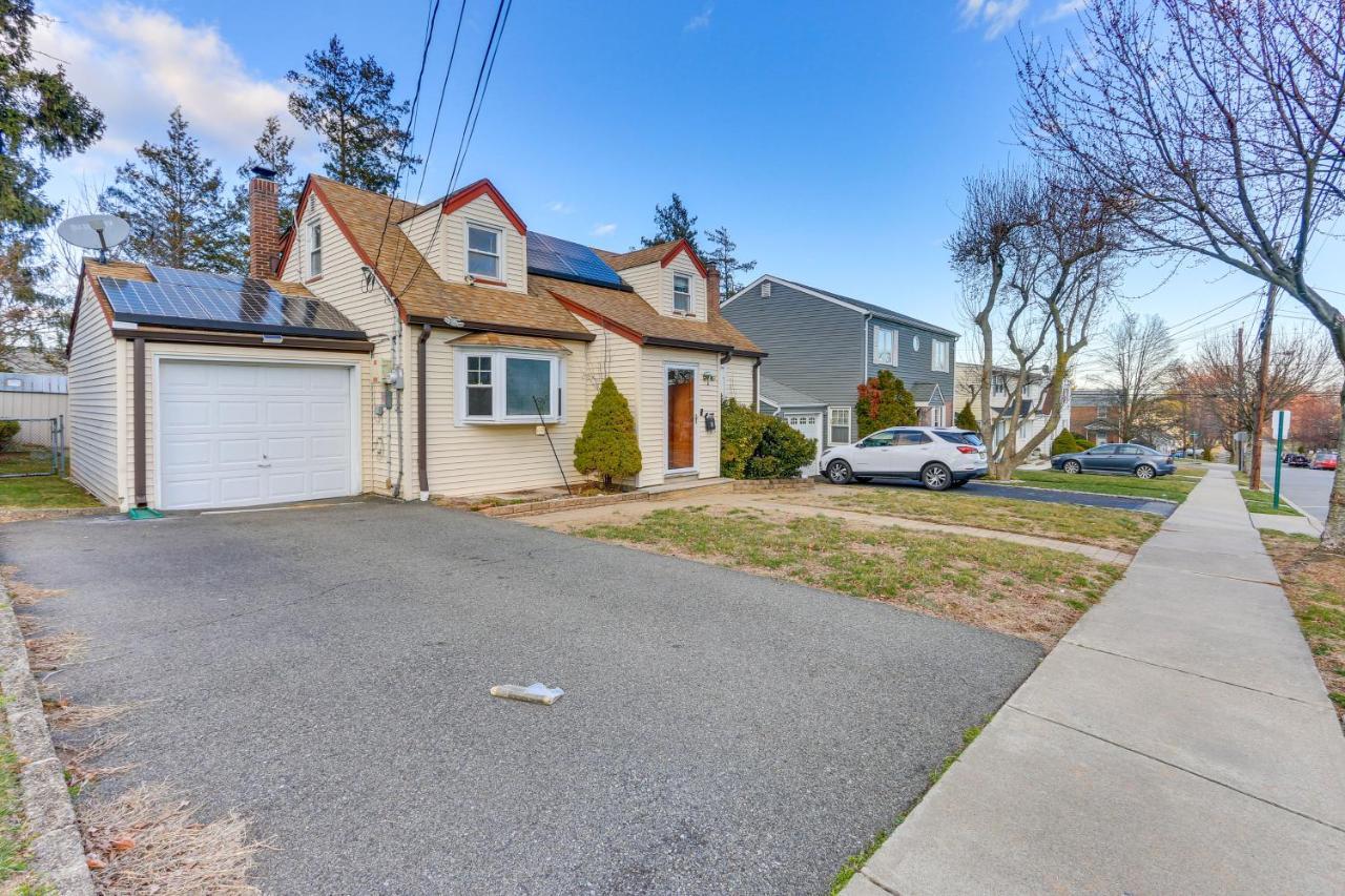 Quaint Clifton Home About 20 Mi To Manhattan! Exterior photo